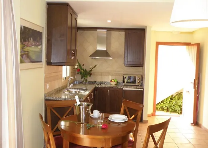 Apartamentos Vista Real